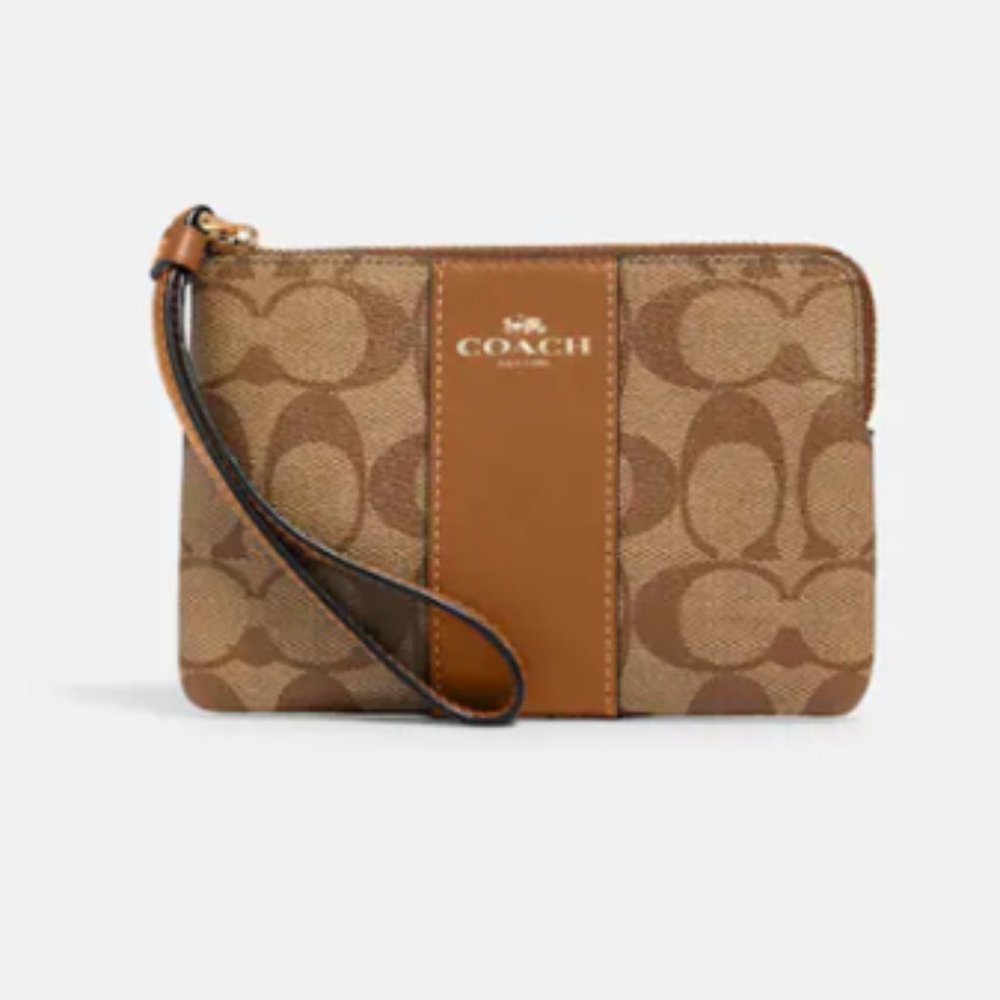 Coach zip wallet wristlet